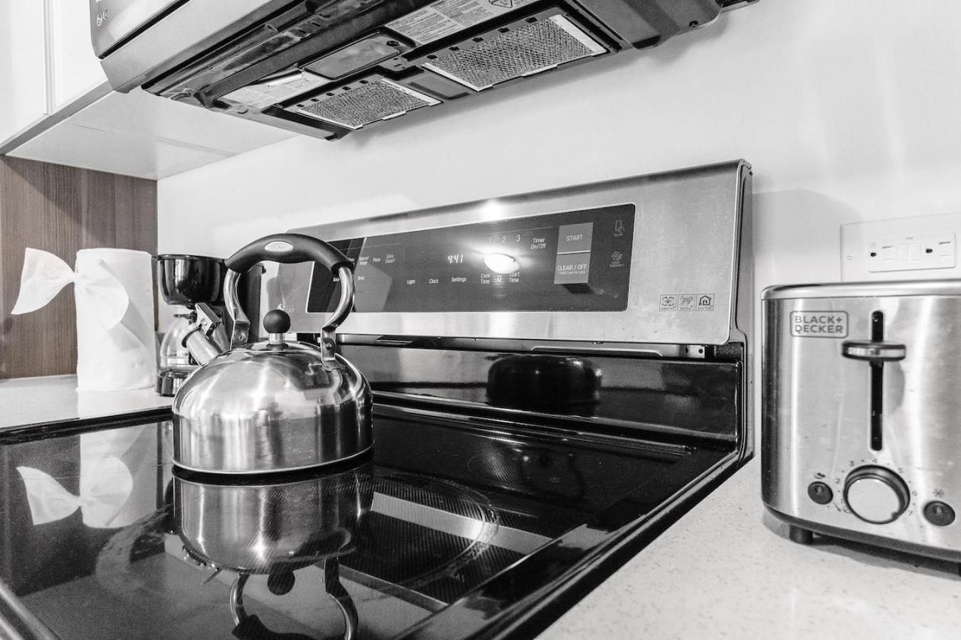 Lovely Unit Mins From Wynwood With Free Parking ไมอามี ภายนอก รูปภาพ
