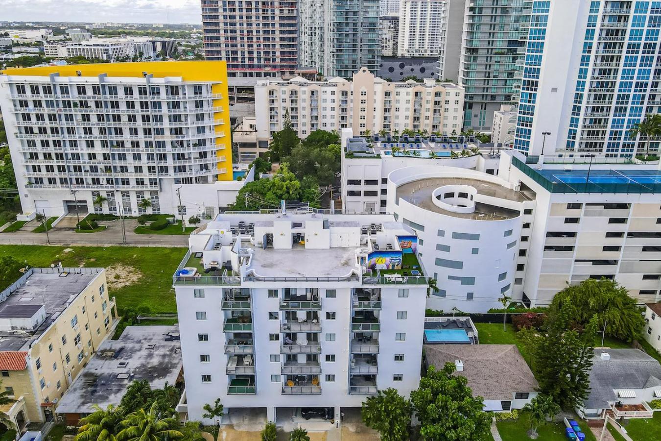 Lovely Unit Mins From Wynwood With Free Parking ไมอามี ภายนอก รูปภาพ